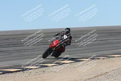 media/Oct-13-2025-Moto Forza (Mon) [[a66d839500]]/4-C Group/Session 2 (Bowl)/